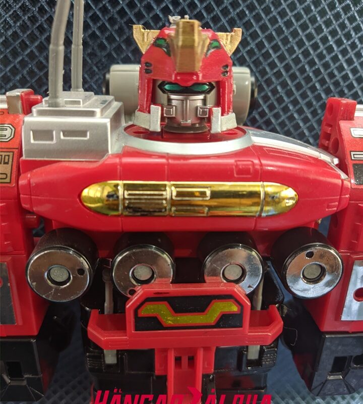 Helmet 3D GigaWheel - Steel StarBeast GigaRhinos / Casco - Centaurus Megazord.