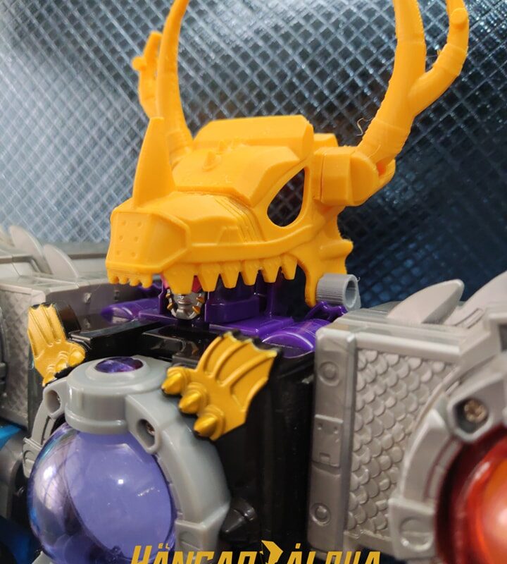 Helmet 3D PLA - DX Kyutama Gattai RyuTeiOh - Uchu Sentai  Kyuranger / Cosmic Dragón Megazord - Power Rangers Cosmic Fury.