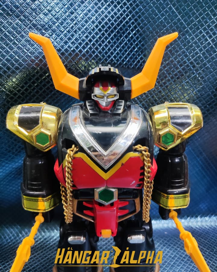 DX BullTaurus - Seijuu Sentai GingamanDefender ToroZord - Power Rangers Lost Galaxy.
